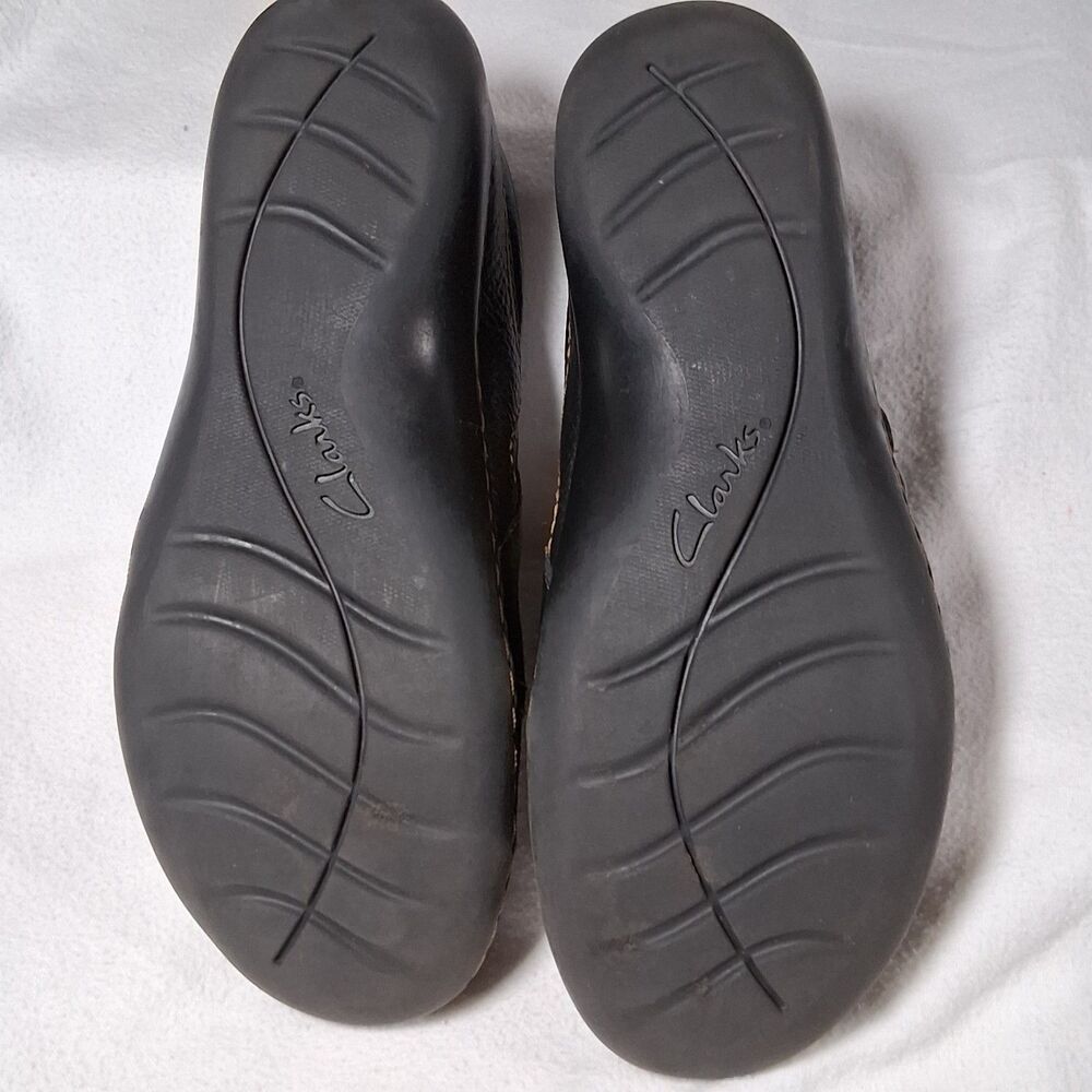 Clarks Collection Ashland Indigo Womens Shoe 7.5M Black Leather Loafer #26101710 - Picture 9 of 9